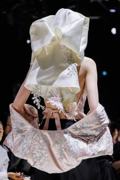 Look 157